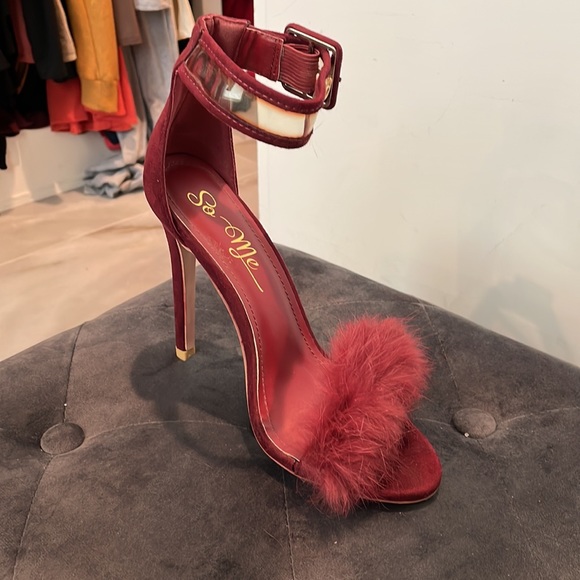 Lovely burgundy heel super comfortable - Picture 2 of 4